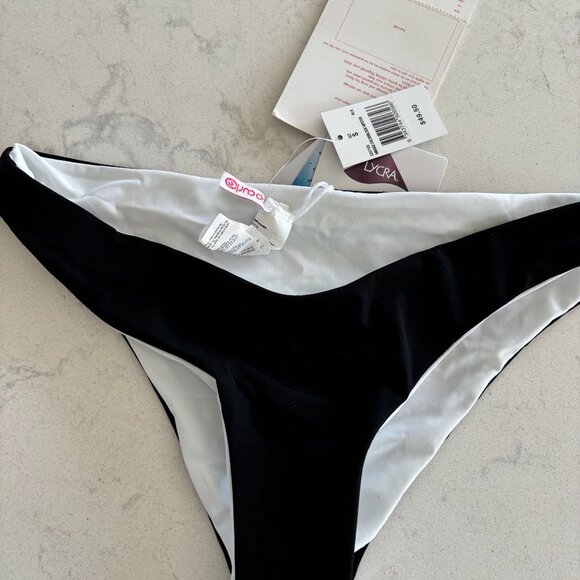 Rip Curl Hipster Cheeky Cut Bottoms - Size Small - NWT - Picture 4 of 7